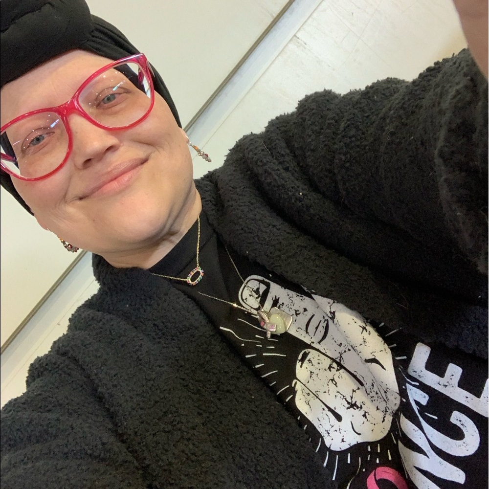 Meet your Posher, April